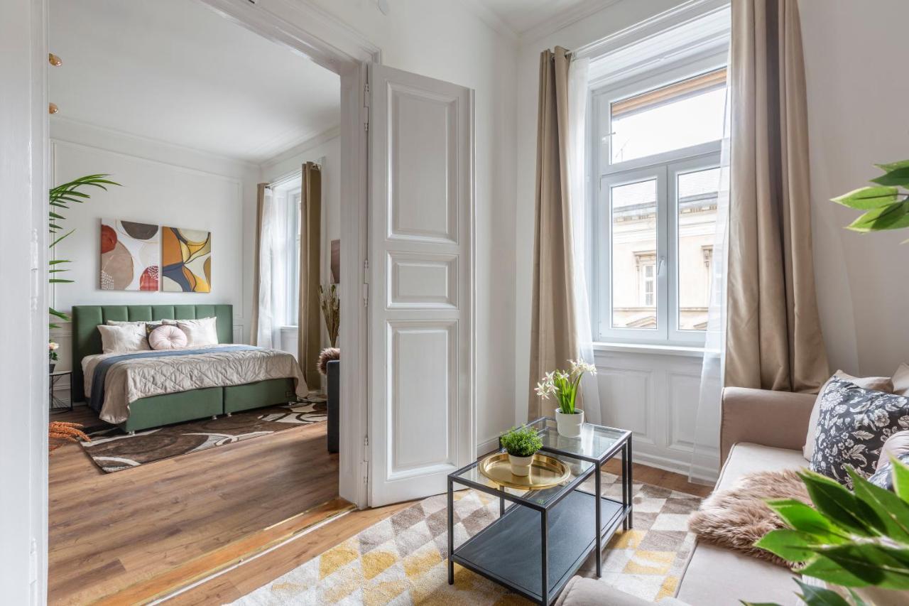 Luxurious Art Deco Residence In The Heart Of Budapest Exterior foto