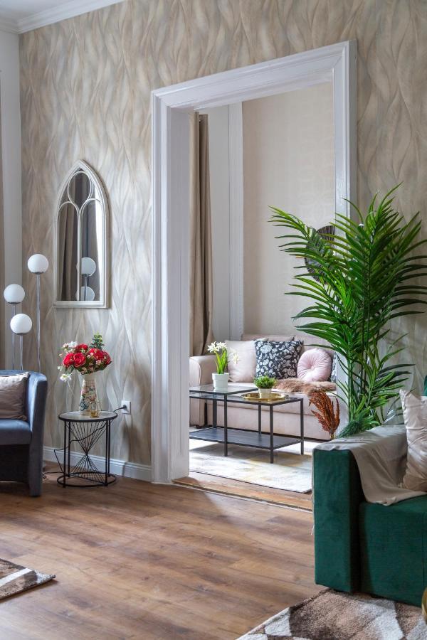 Luxurious Art Deco Residence In The Heart Of Budapest Exterior foto